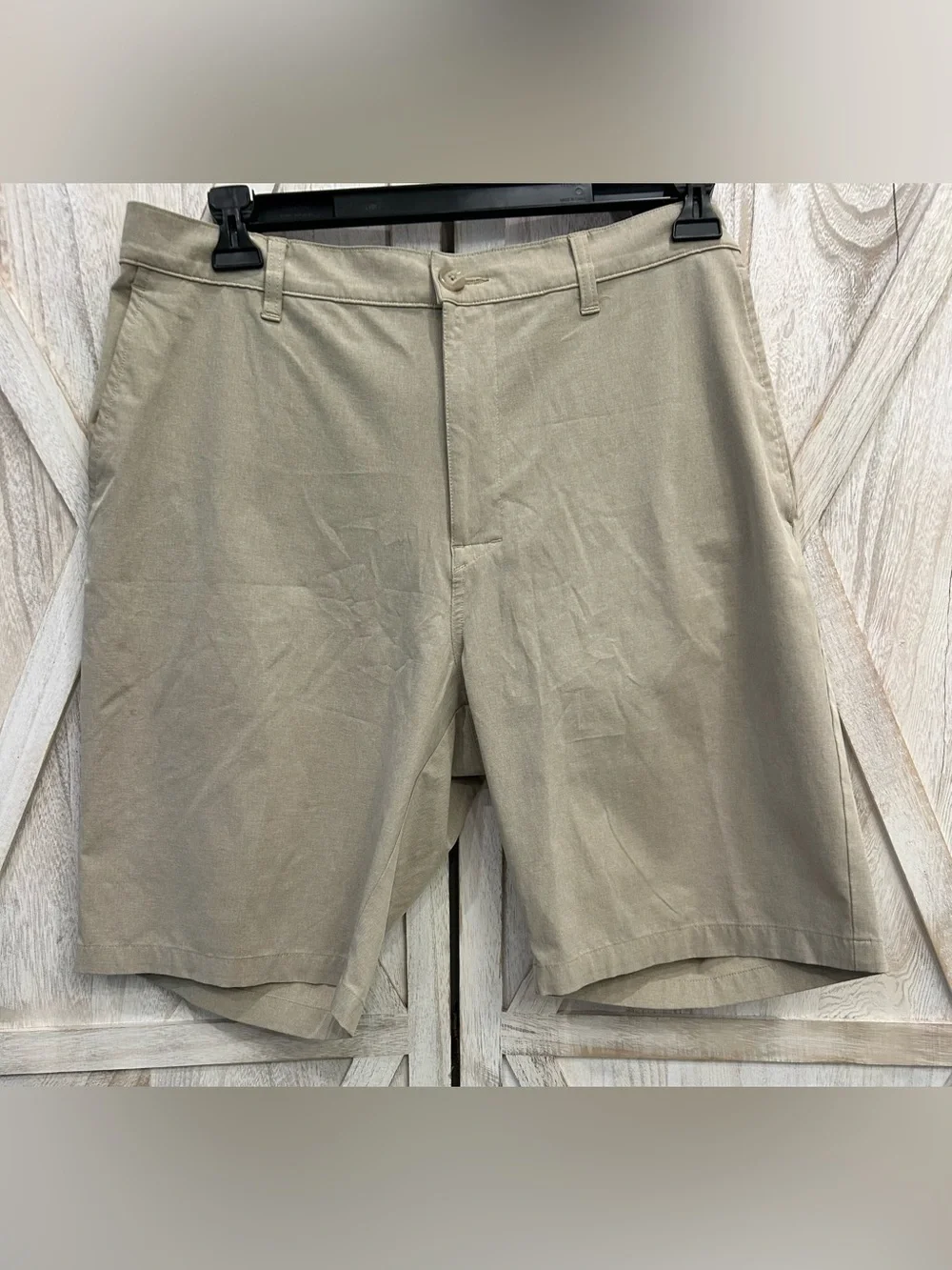 Callaway Tan Flat-Front Khaki Men’s 38 Golf Shorts